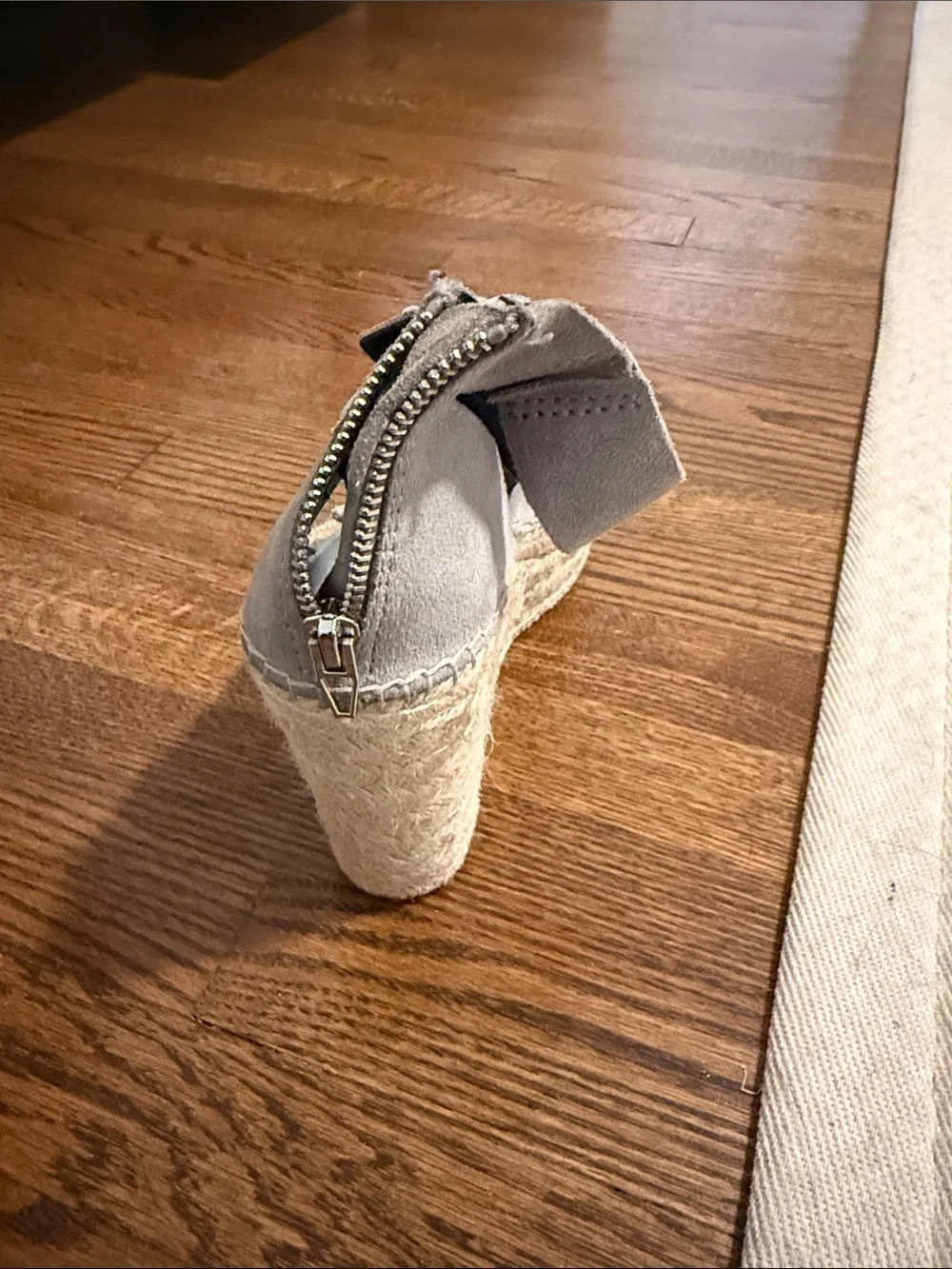 Dolce Vita stylish taupe